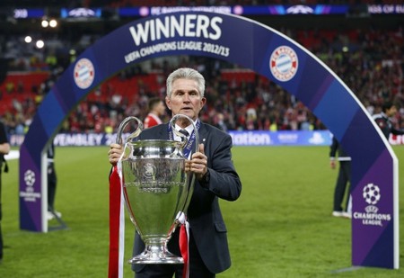 承擔防守任 承擔防守任